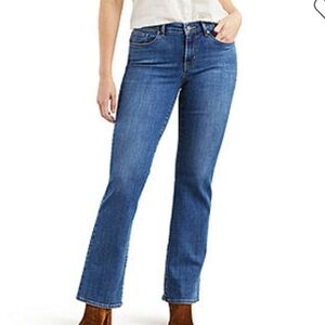 Levis jean lapis sights  14, sculp & holds  boot cut jeans